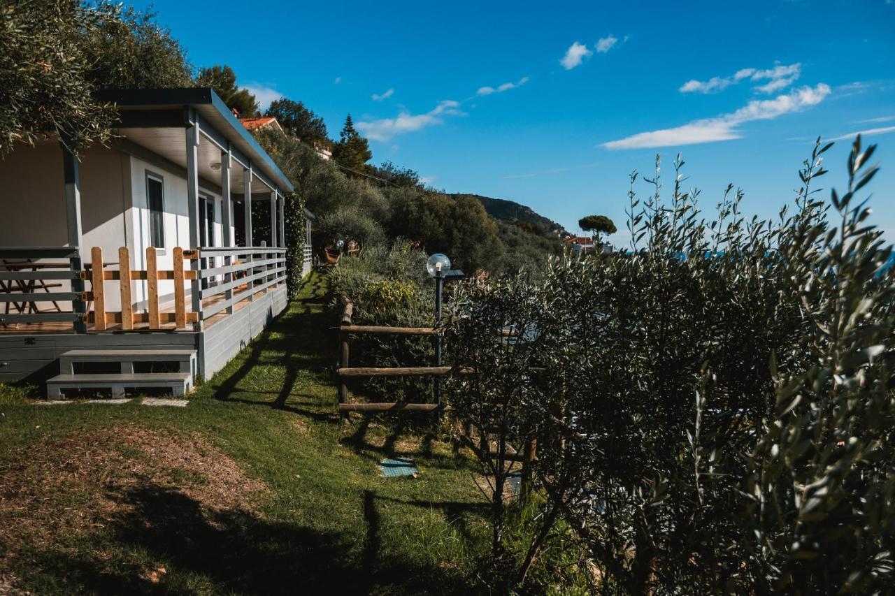 Agriturismo Rose di Pietra CITR 9049-AGR-0001 Pietra Ligure Exterior foto